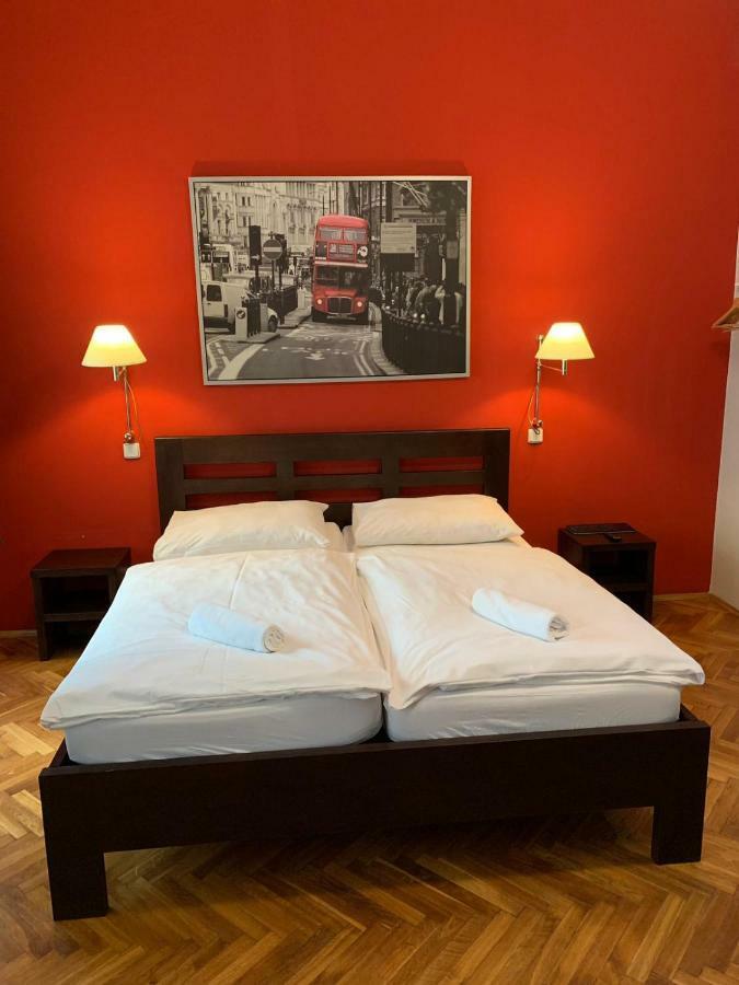 פראג Central Station Studios מראה חיצוני תמונה